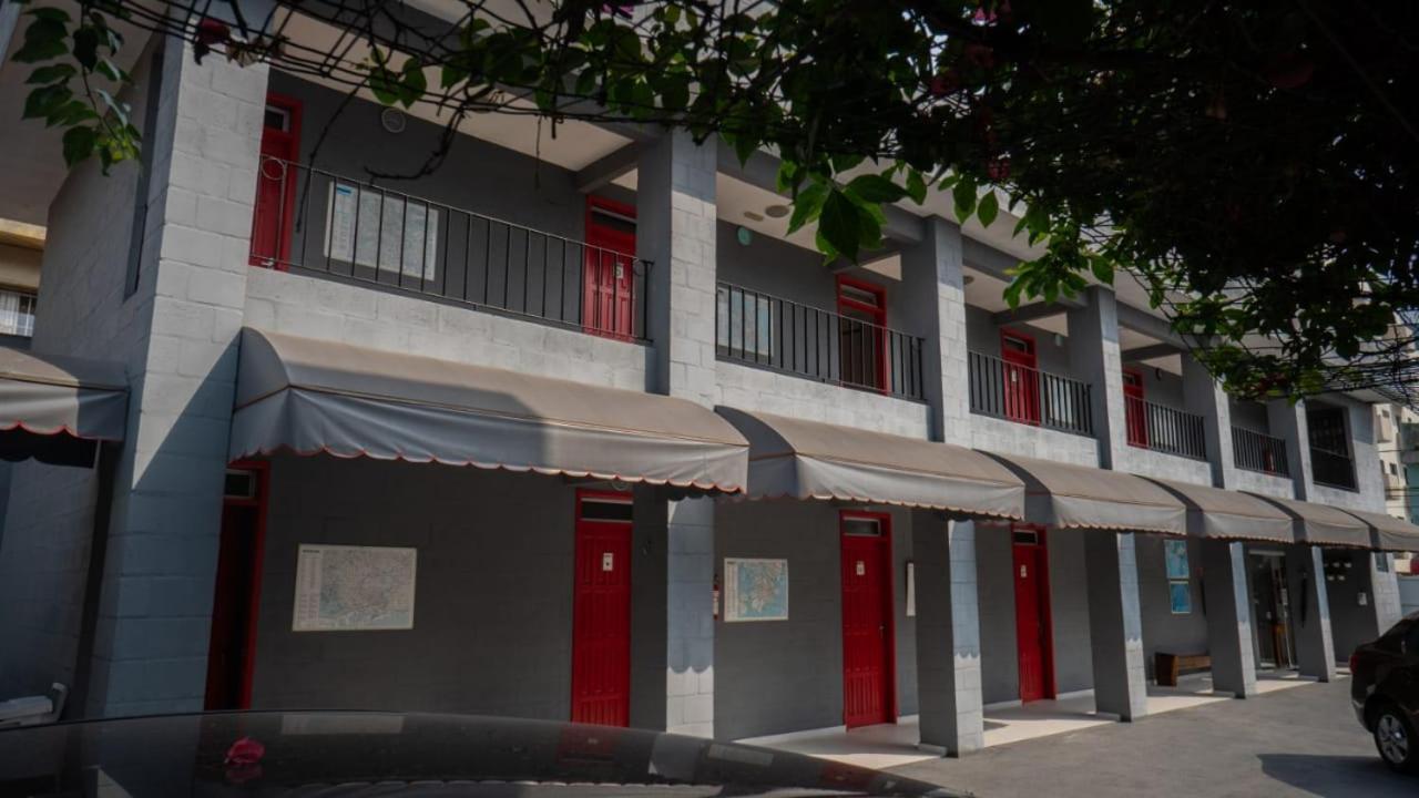 Urbano Suítes 2*